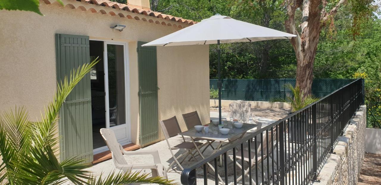 Une Maison En Provence Pierrevert Dış mekan fotoğraf